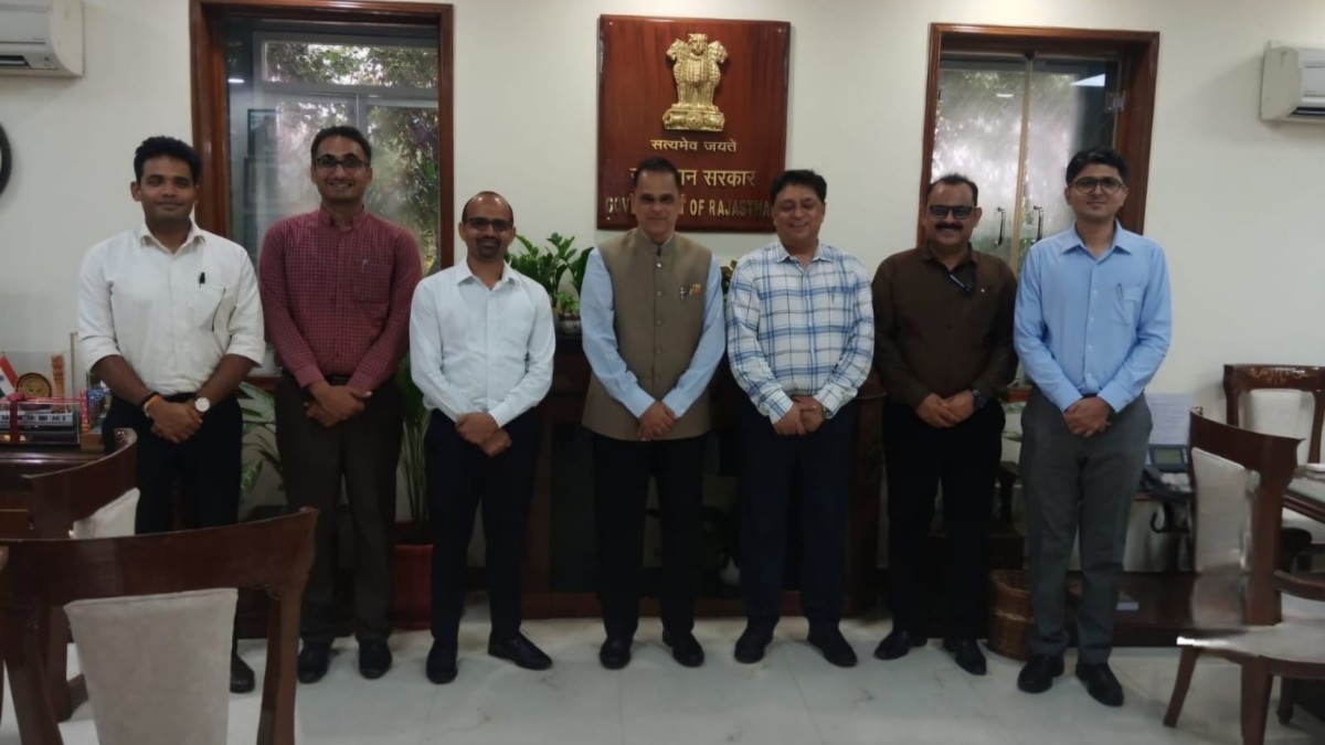 Rajasthan CS Srinivas hails 5 young collectors, encourages them in their work (UPDATED)