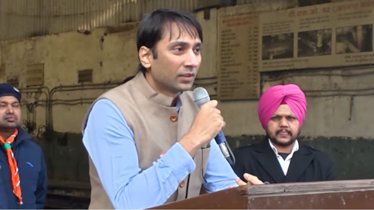 Sudhanshu Gupta is AGM (IT), DFCCIL