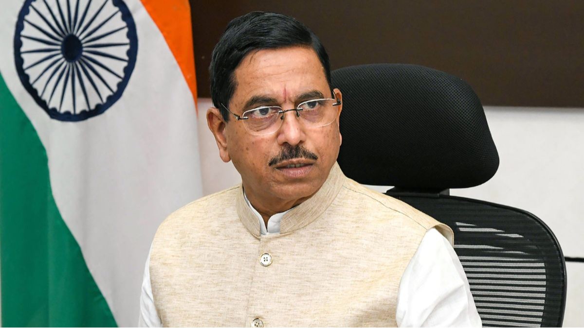 New Education Minister Prahlad Joshi Calls Off Weekends For Officers. Detailed reports Asked!
