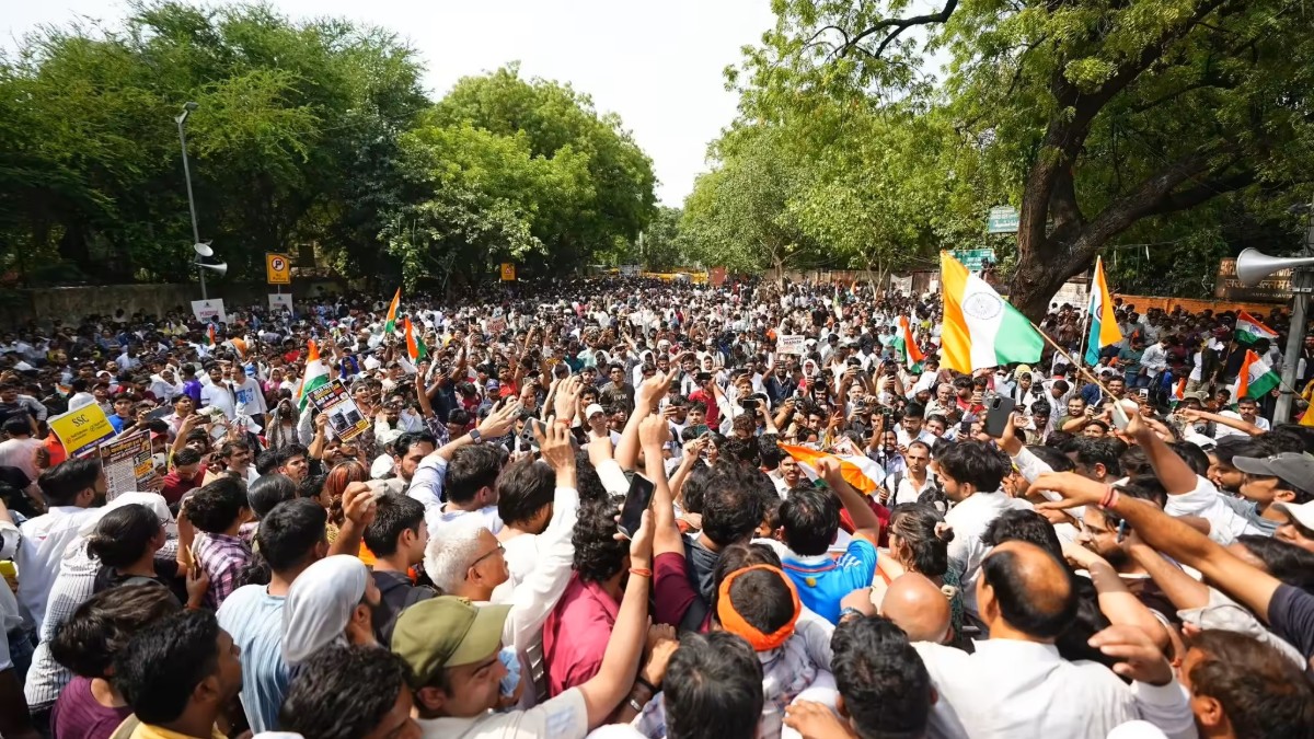 Late decision led to huge crowds reaching at Jantar Mantar