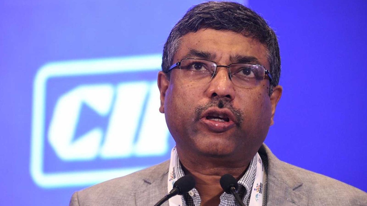 Who will succeed Somanathan as Cabinet Secretary ?