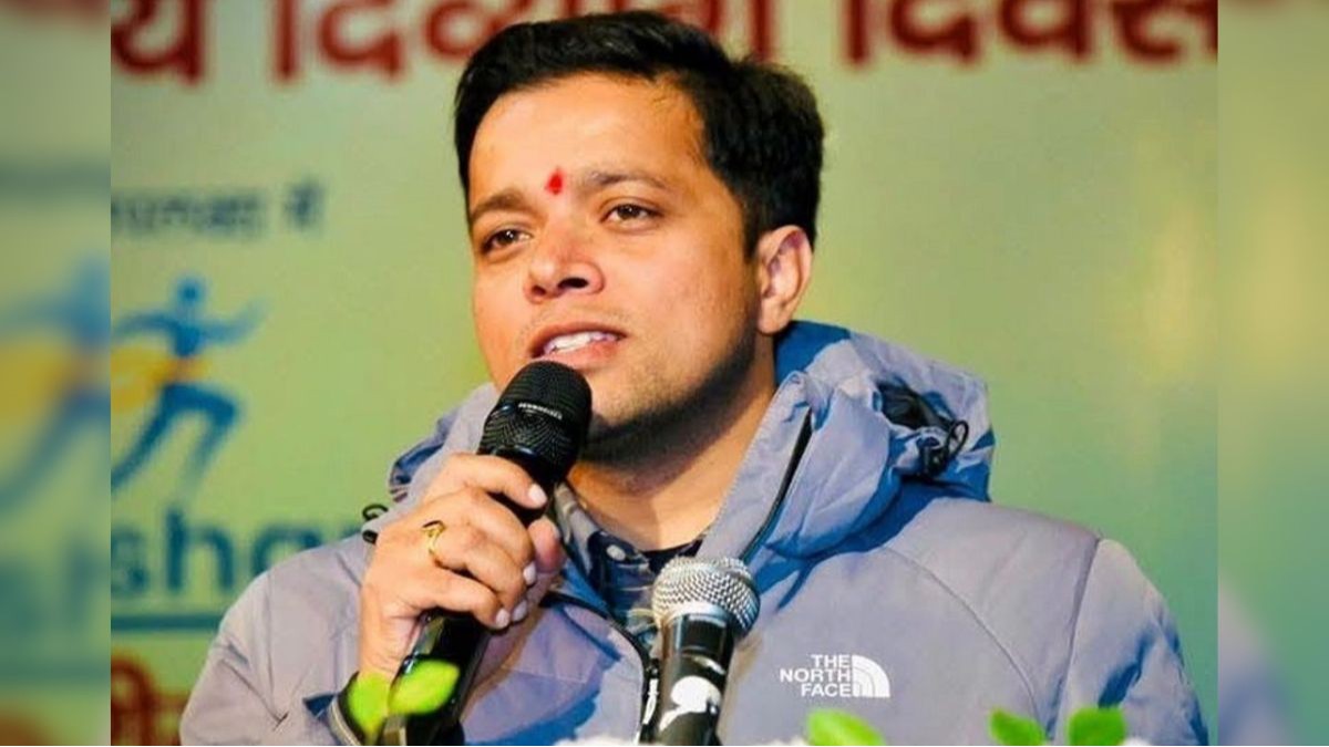 Himachal govt relieves Vivek Bhatia to let him join GoI
