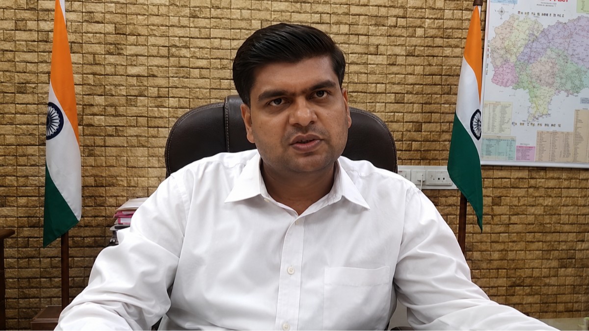 UP govt posts IAS officer Anil Dhingra as Housing Commissioner