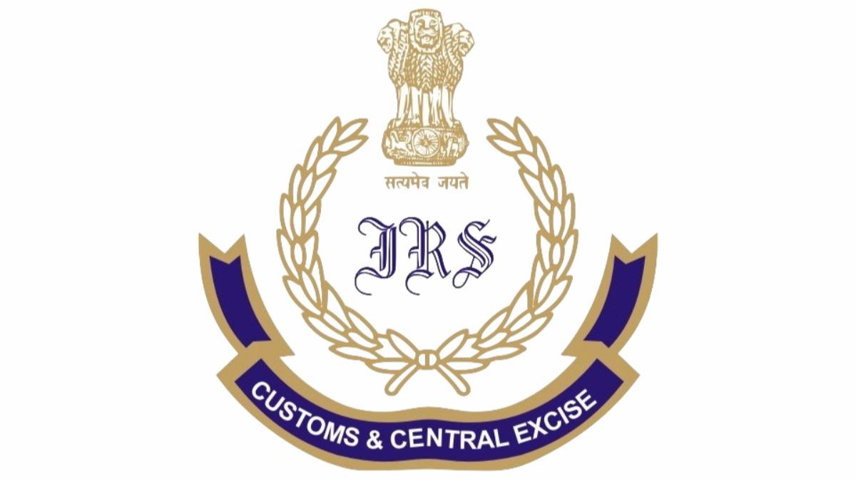 7 IRS officers get promotion to SAG