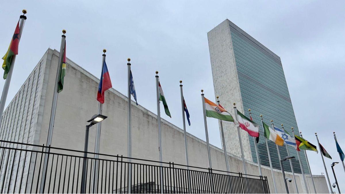 UN Hqs advertises New York post advertised
