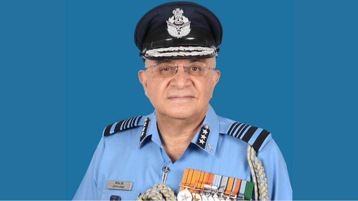 Air Marshal Vivek Hande takes charge as Director General Medical Services
