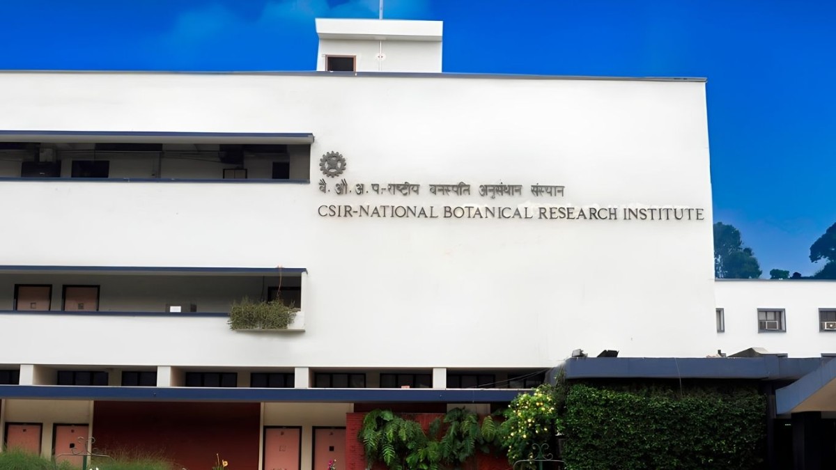 Who will be CSIR-NBRI Director?