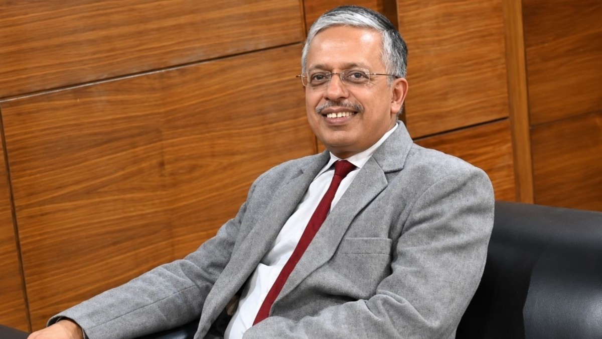 What will happen, if Chief Secretary of UP does not seek an extension?