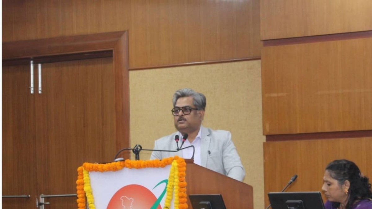 Rajiv Kumar in race for CMD Bharat Sanchar Nigam Limited