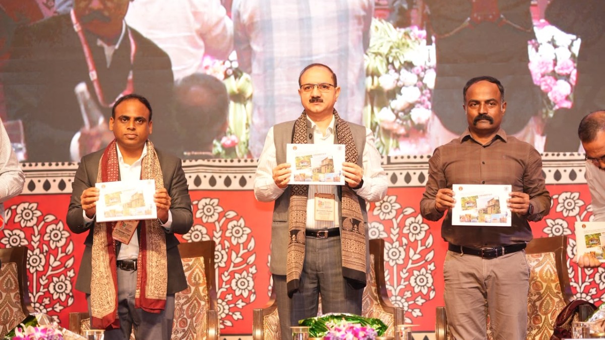 Panel discussion on wildlife, communities and sustainable tourism marks Day Two of MP Travel Mart