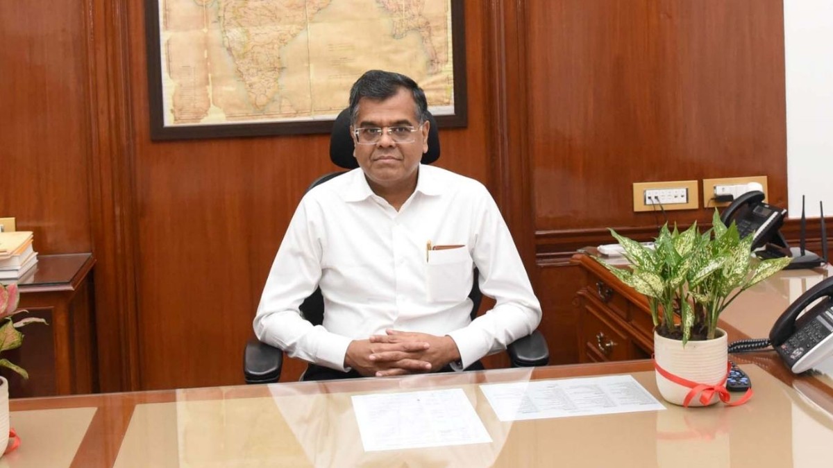 Bad Apples': Cabinet Secy calls out toxic bureaucrat behavior
