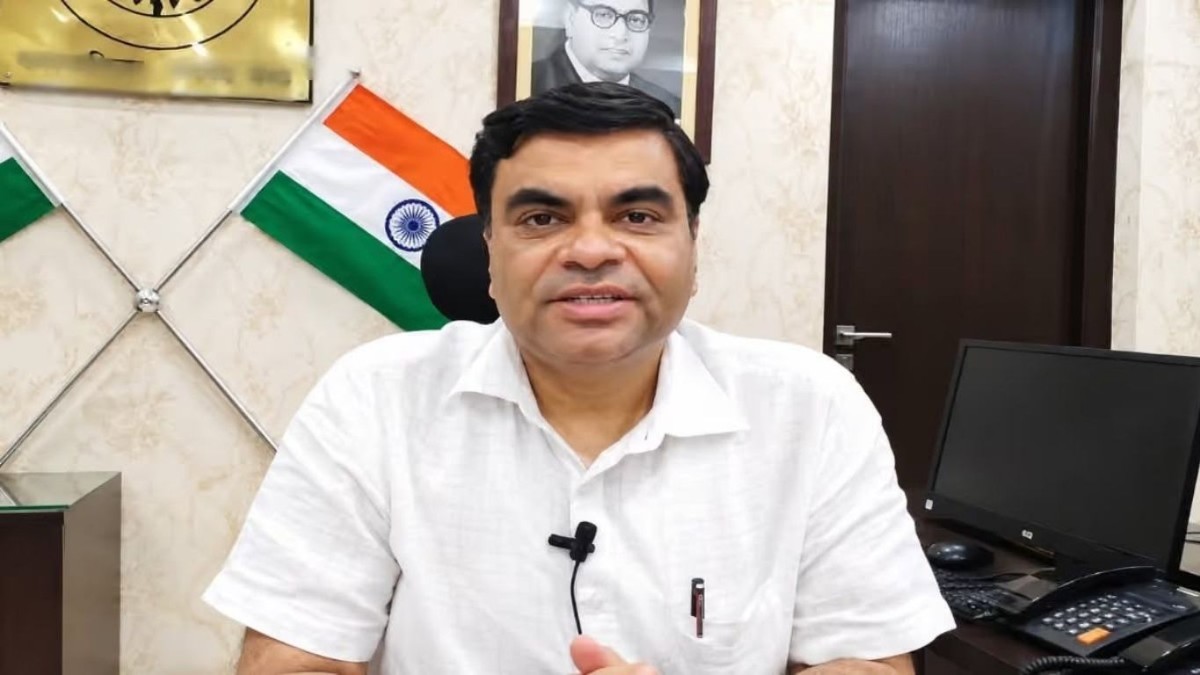 Alok Tiwari gets additional charge of MD, DFCCIL