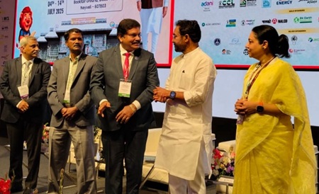 Reddy inaugurates 24th Neyveli Book Fair
