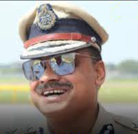 Know who is IPS Vijay Sakhare and why he was chosen to lead the Red Fort Blast probe!