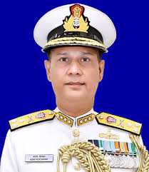 Who will be Southern Naval Commander ?