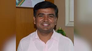 Surendra Singh is new Secretary to UP CM