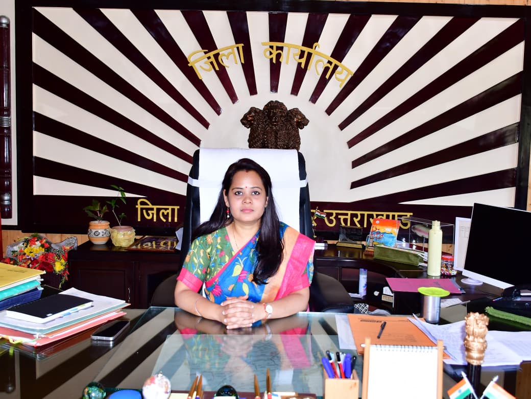 How IAS Akansha Konde Is Boosting Incomes Through Medicinal Farming in Bageshwar, Uttarakhand