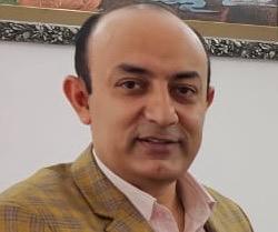 Workday blues melt away with Md Rafiâ€™s melodies: IAS Rahul Mahiwal