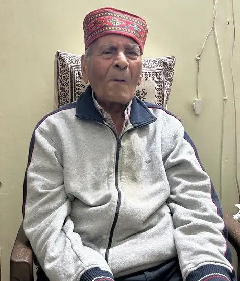 Centenarians still carrying on; Two retd IPS officers, but no IAS?