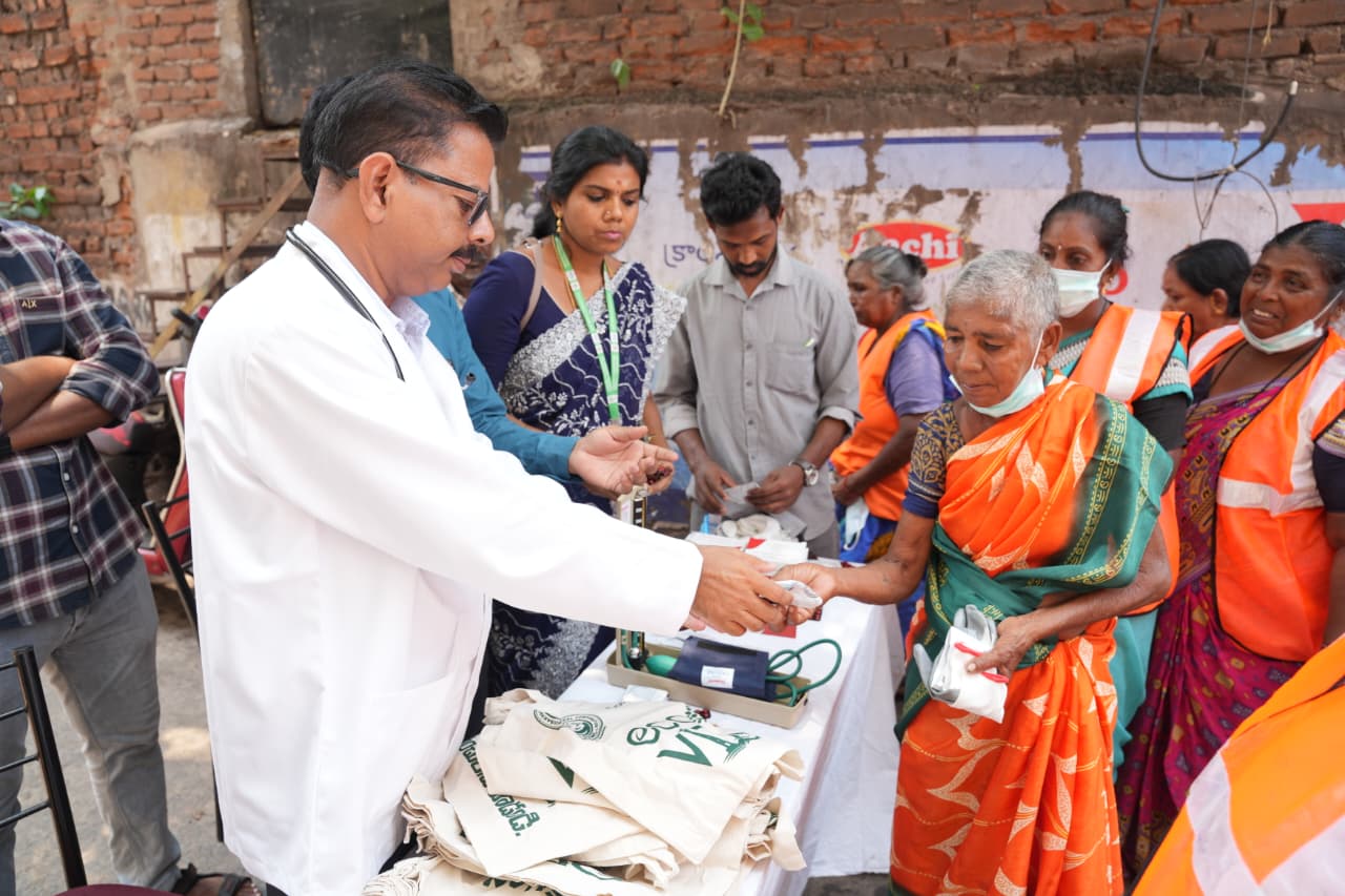 GVMC holds health check-up, PPE kit distribution programme for sanitation workers