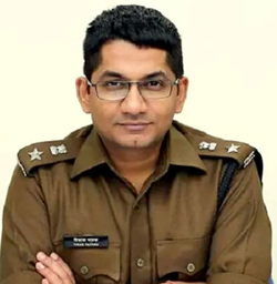 Vikas Pathak empanelled for holding IG/equivalent posts in GoI