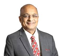 RBI Backs HDFC CEO Sashidhar Jagdishan Amid Crisis!