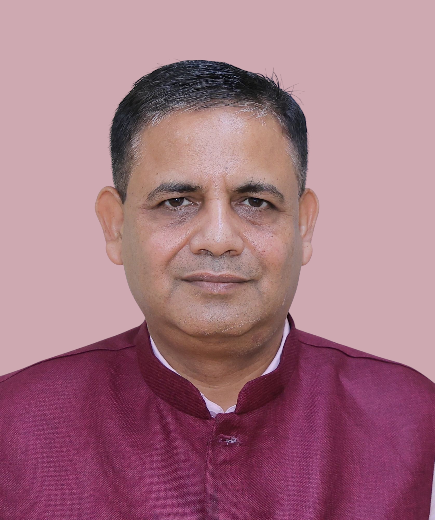 Sanjeev Kumar Sinha in race for CMD, HCL
